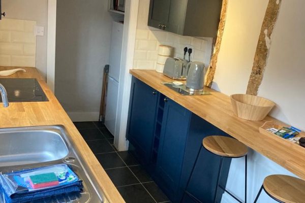 new self catering cottage kitchen